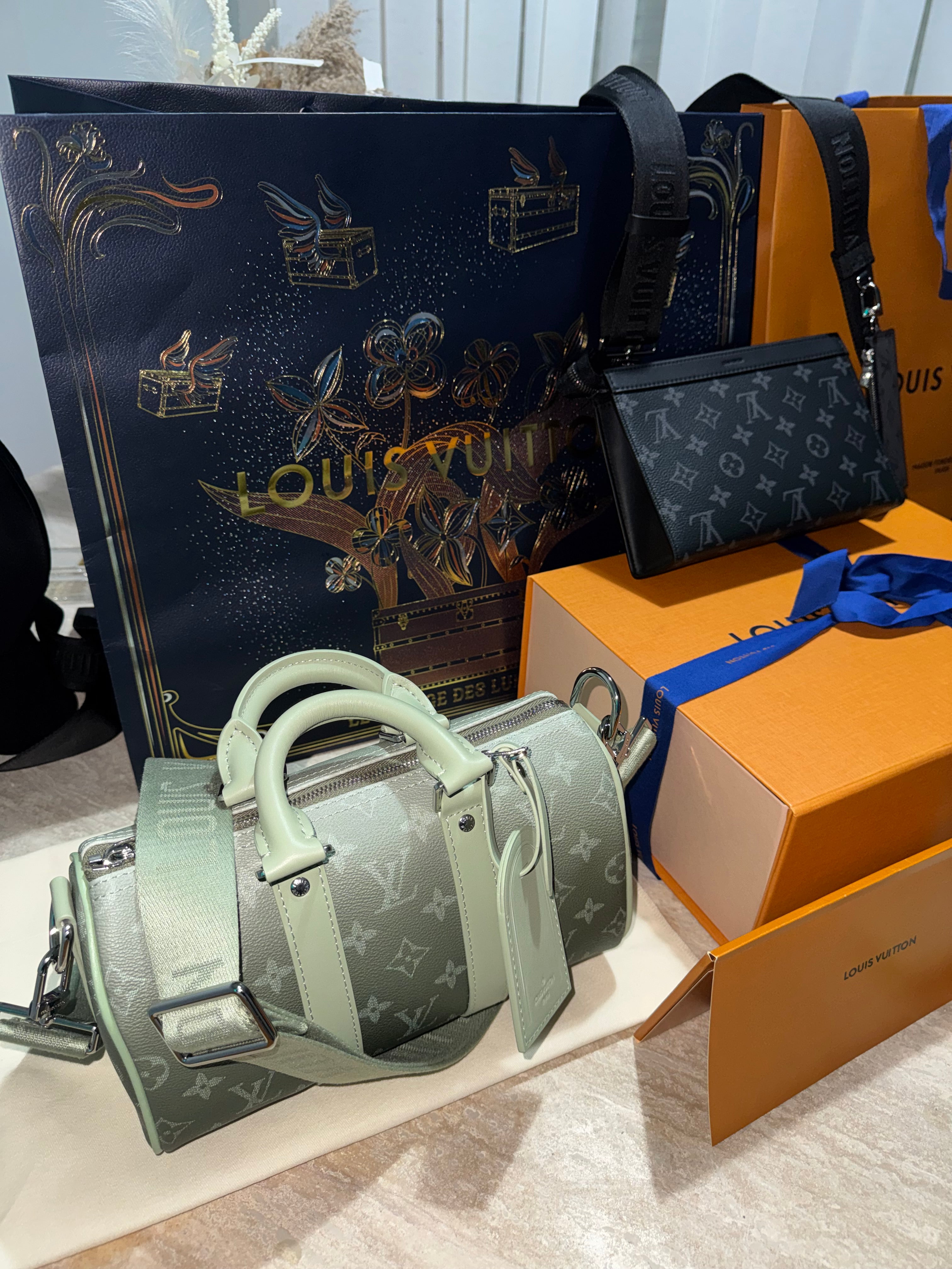 Sac keepall Grey vert 25 facture 10/10 📦🚚⚡️