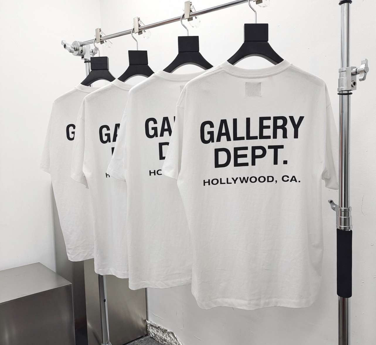 DEPT Gallery T-shirt