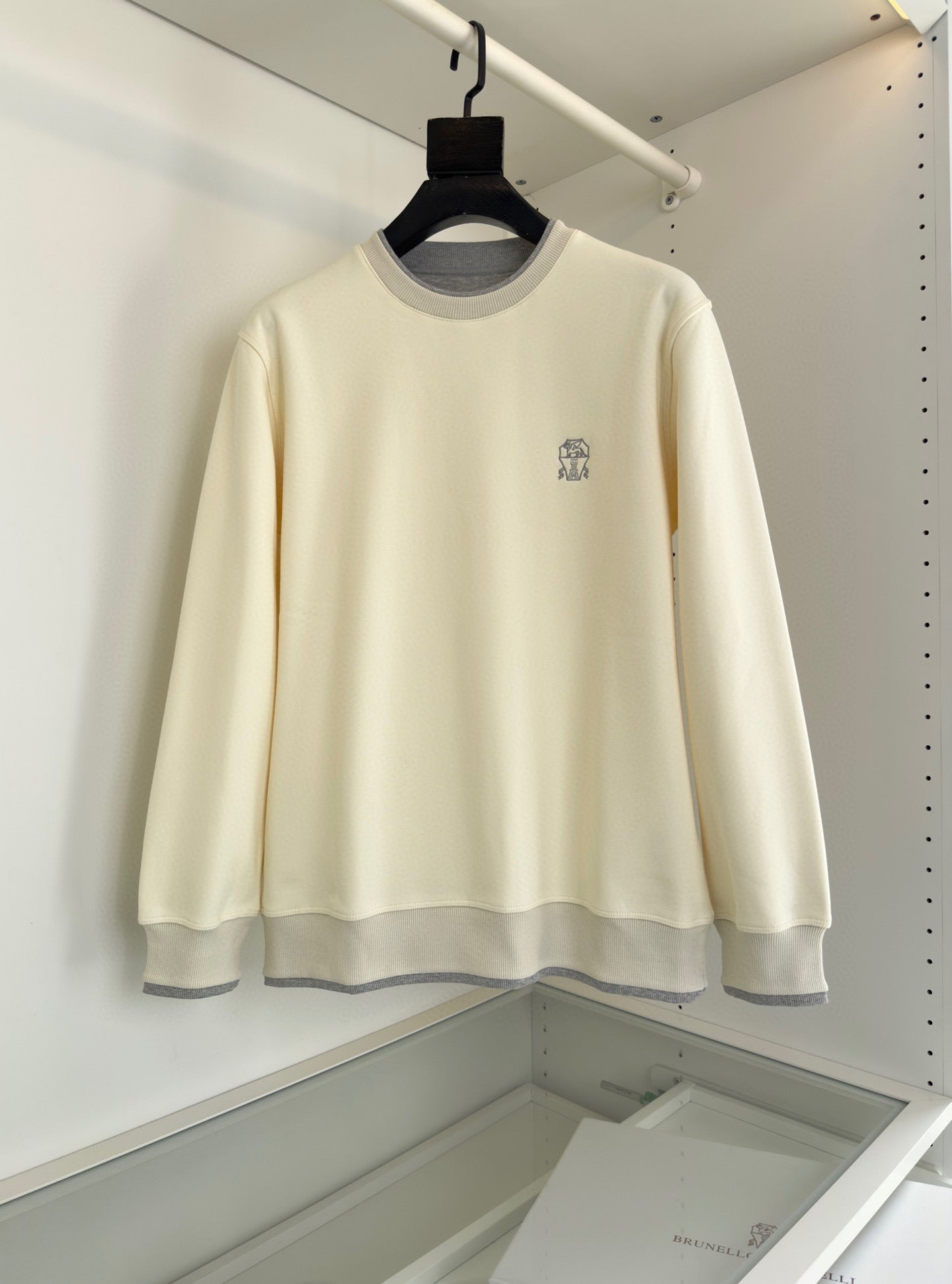 Pull Brunello