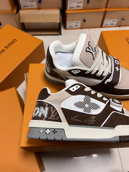 Lv-Trainer braun