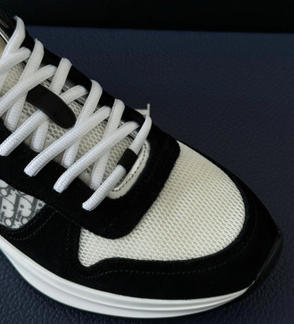 Sneakers B25 black white invoice