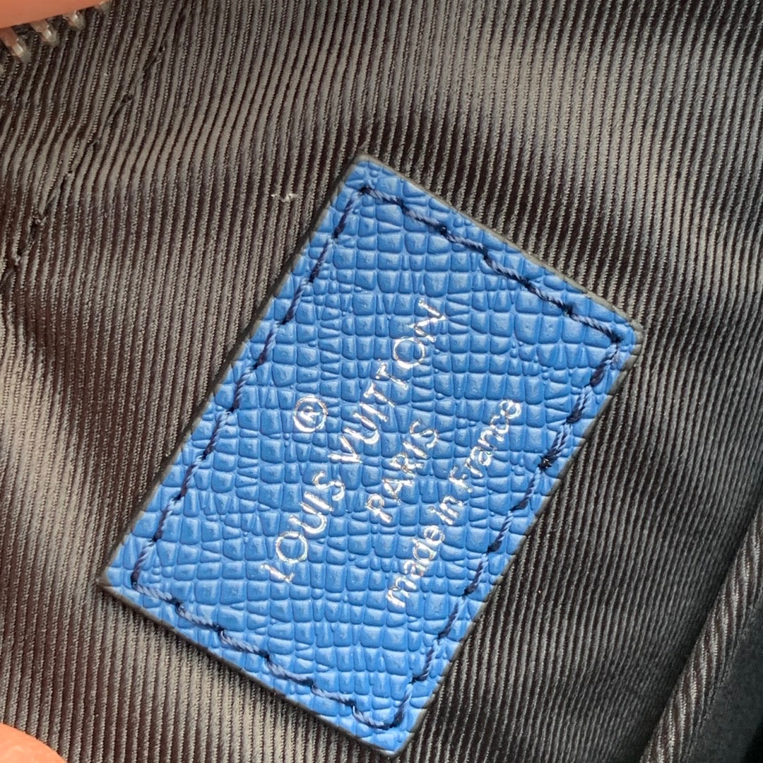 Sac Trio Messenger bleu facture 10/10