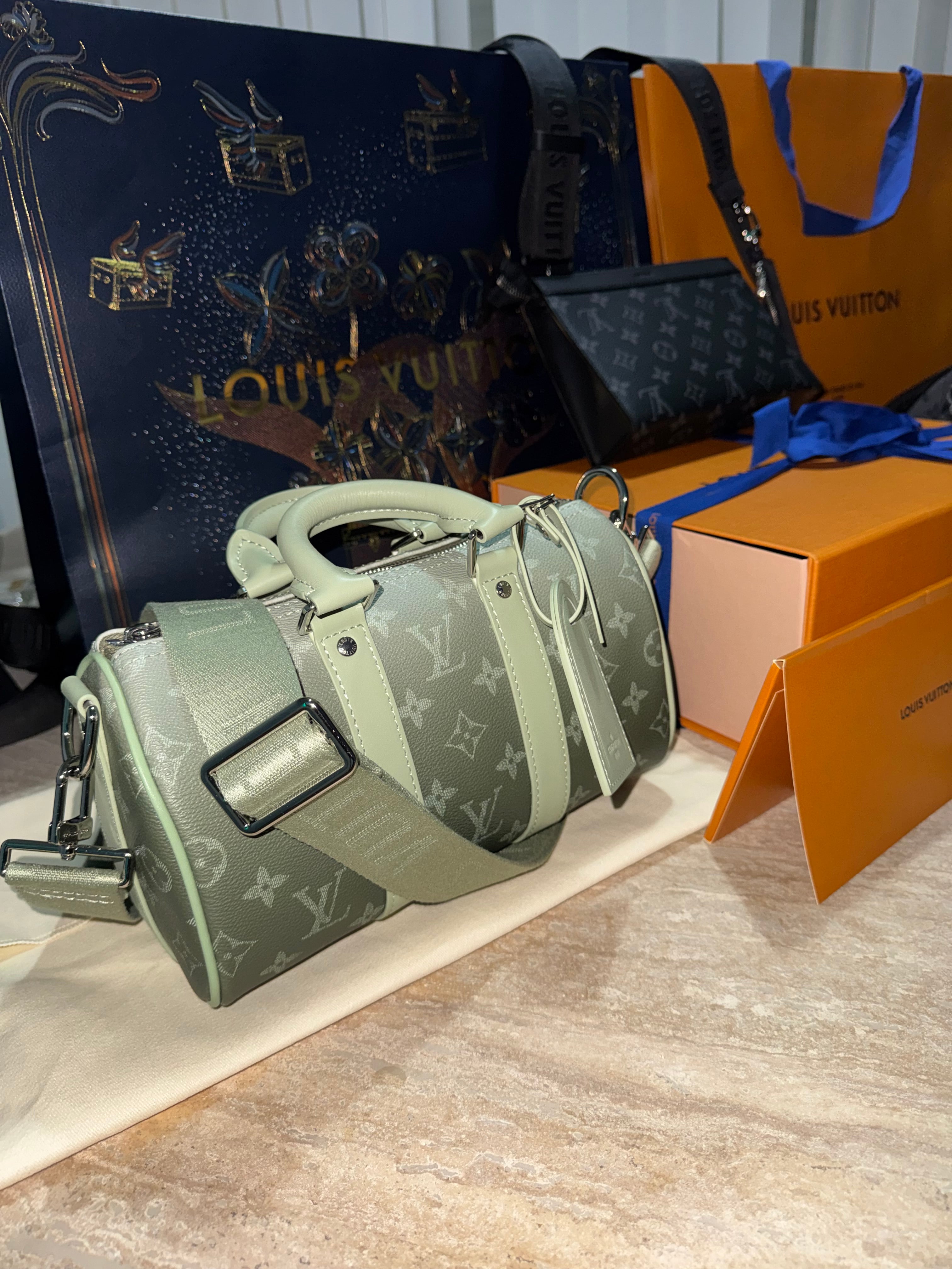 Sac keepall Grey vert 25 facture 10/10 📦🚚⚡️