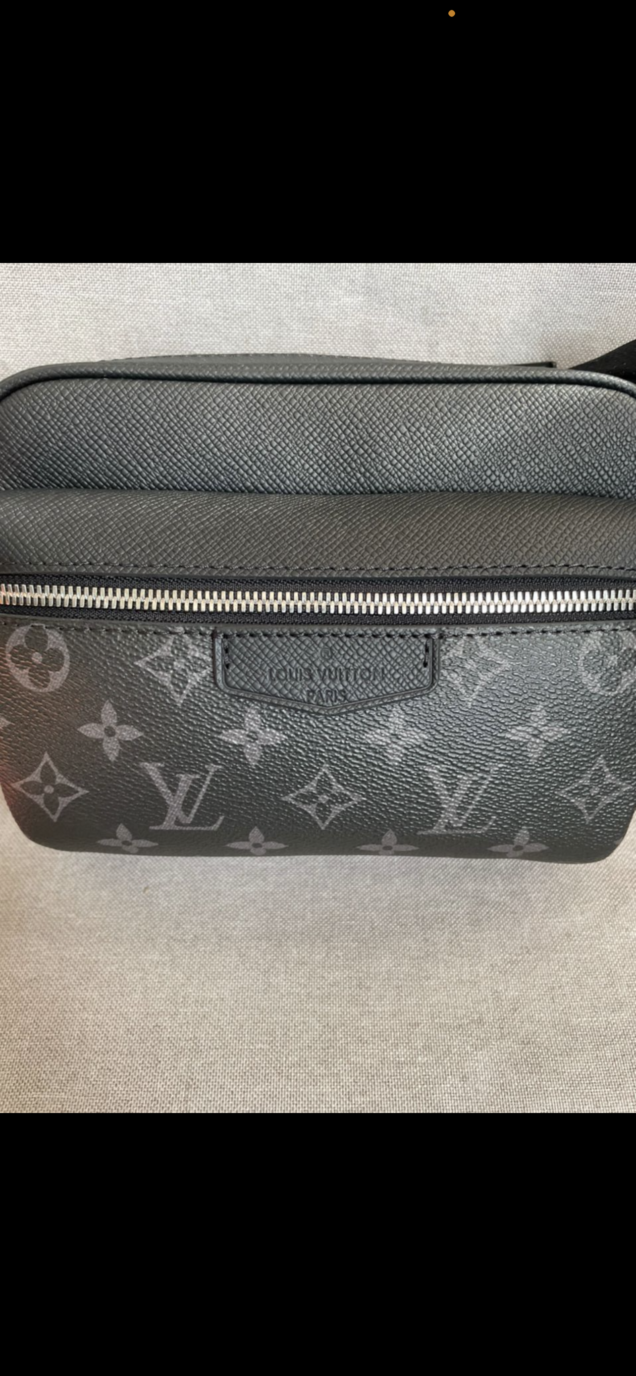 Sac ceinture Lv outdoor  facture  10/10