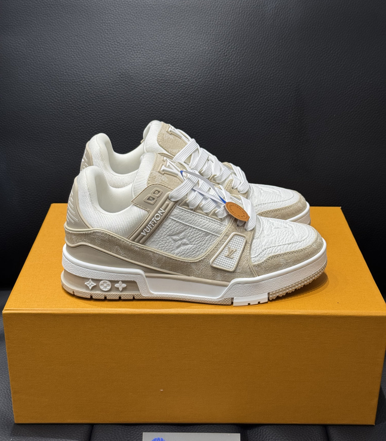 Sneakers Lv trainers beige 2025 facture