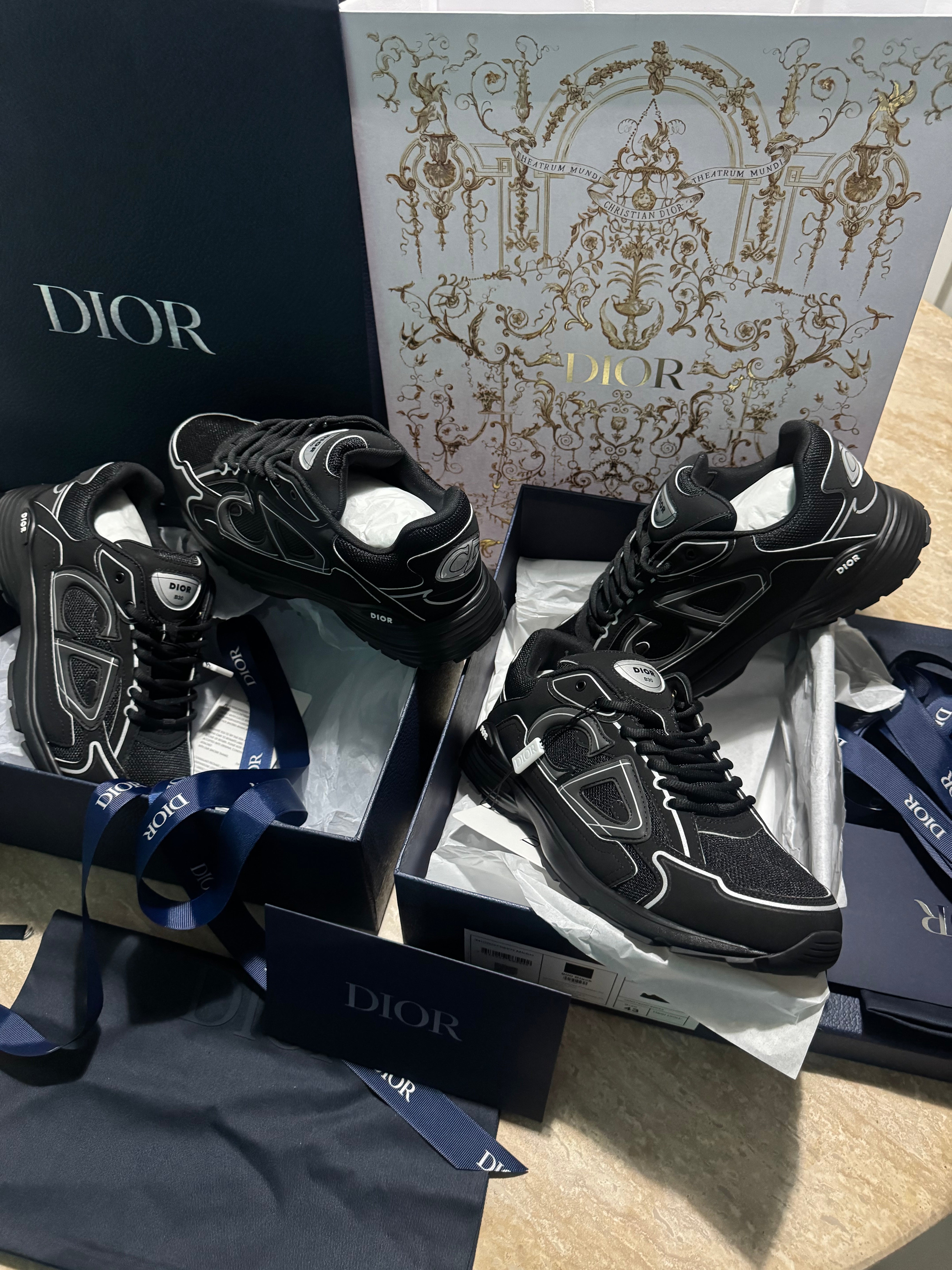 SNEAKERS B30 V3S 2025 💡 VERSION BIEN LISSE BLACK RÉFLECTIVE RÉACTION OPTIMISÉ  FACTURE PACKAGING COMPLET MODÈLE POUSSÉ