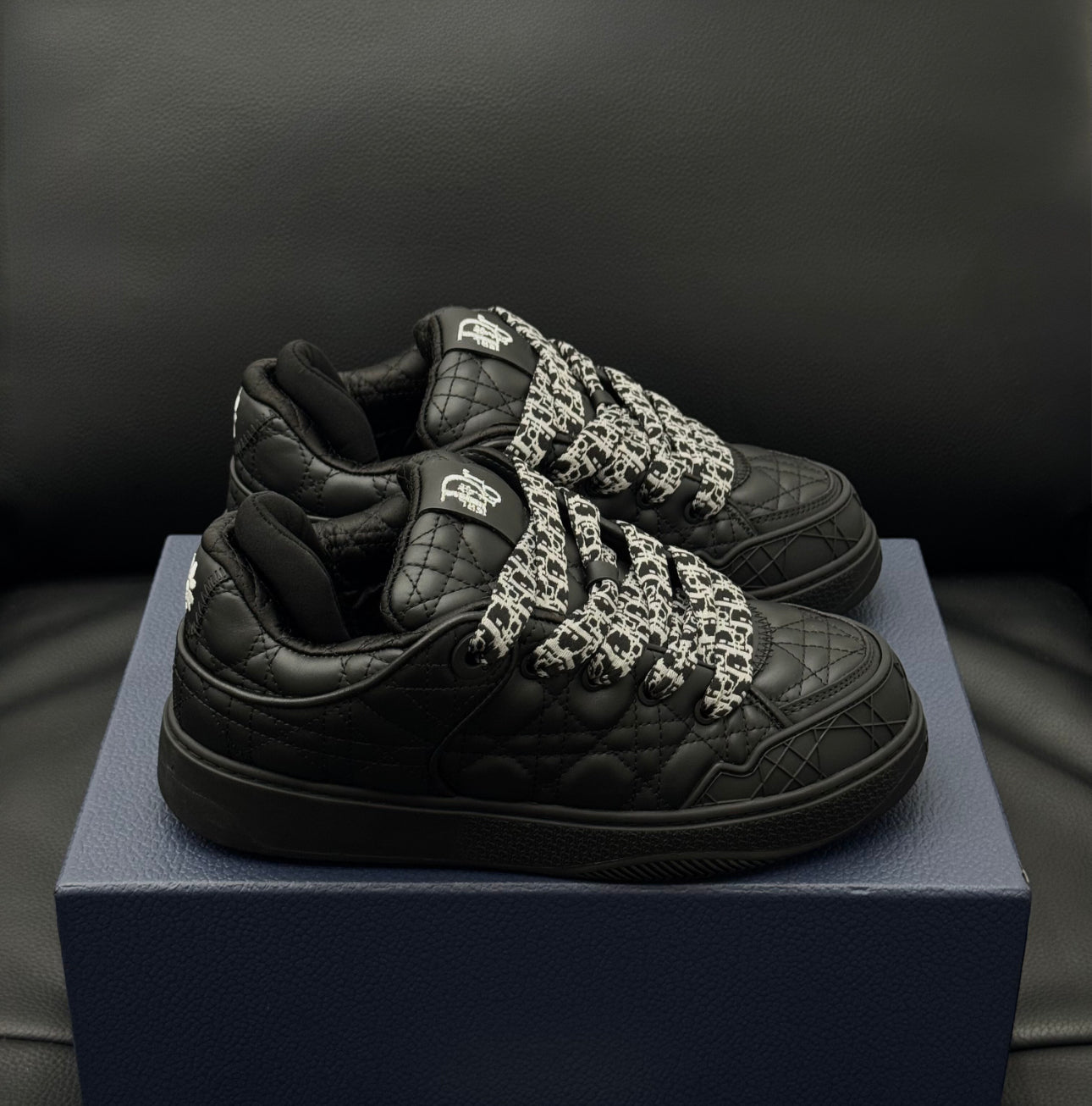 Sneakers B9 CD 10/10