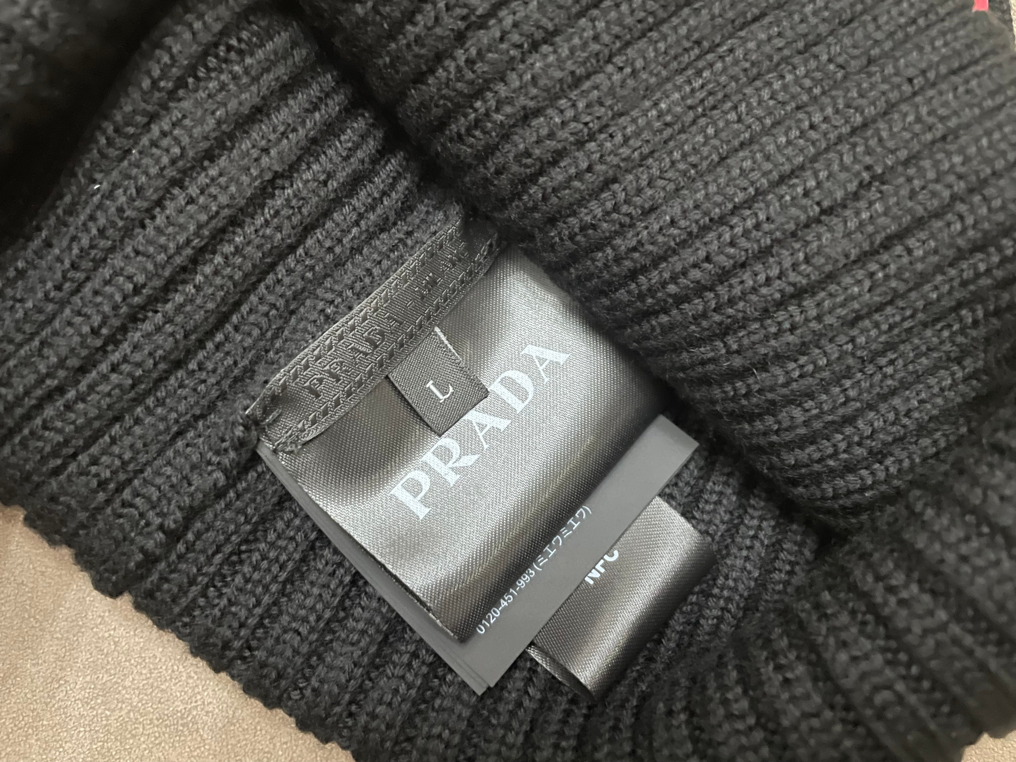 Bonnet Prd noir avec ticket