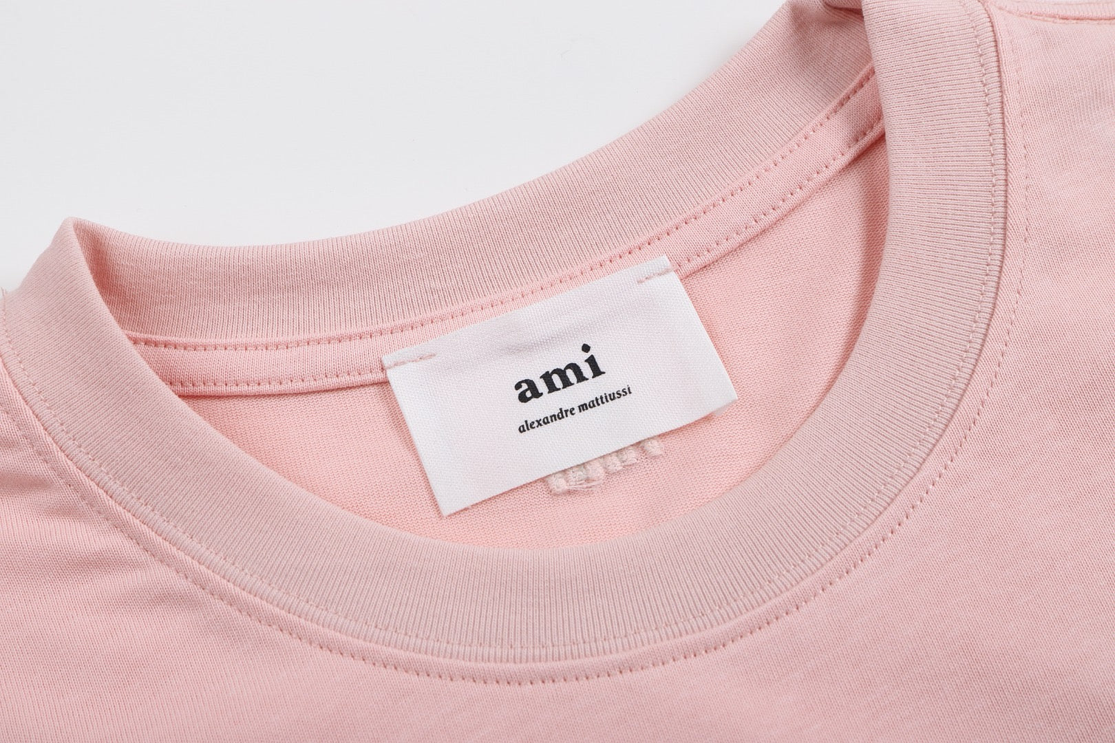 T-shirt rose à logo ami de cœur rose