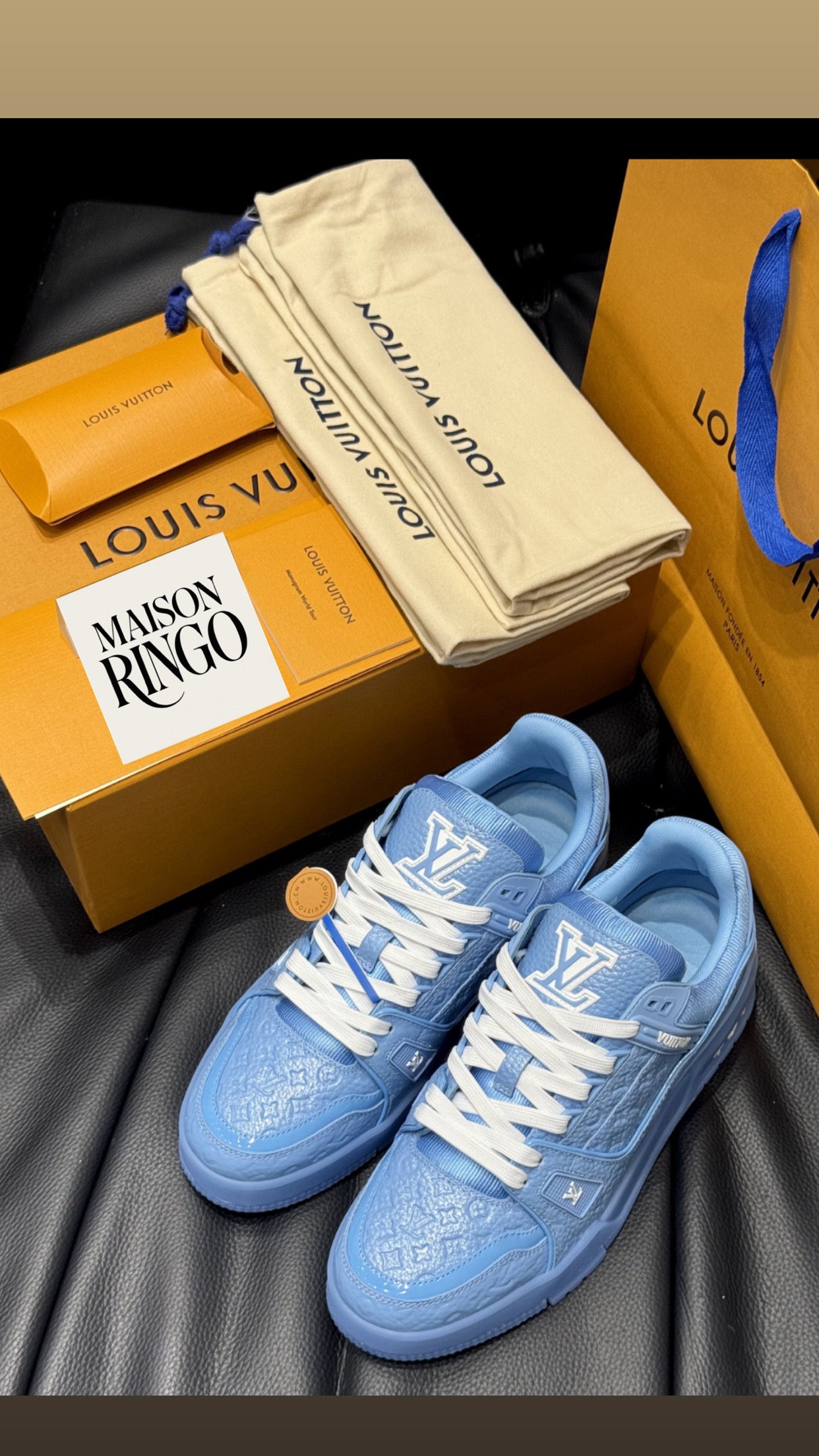 Sneakers Lv trainers bleu 2025 facture
