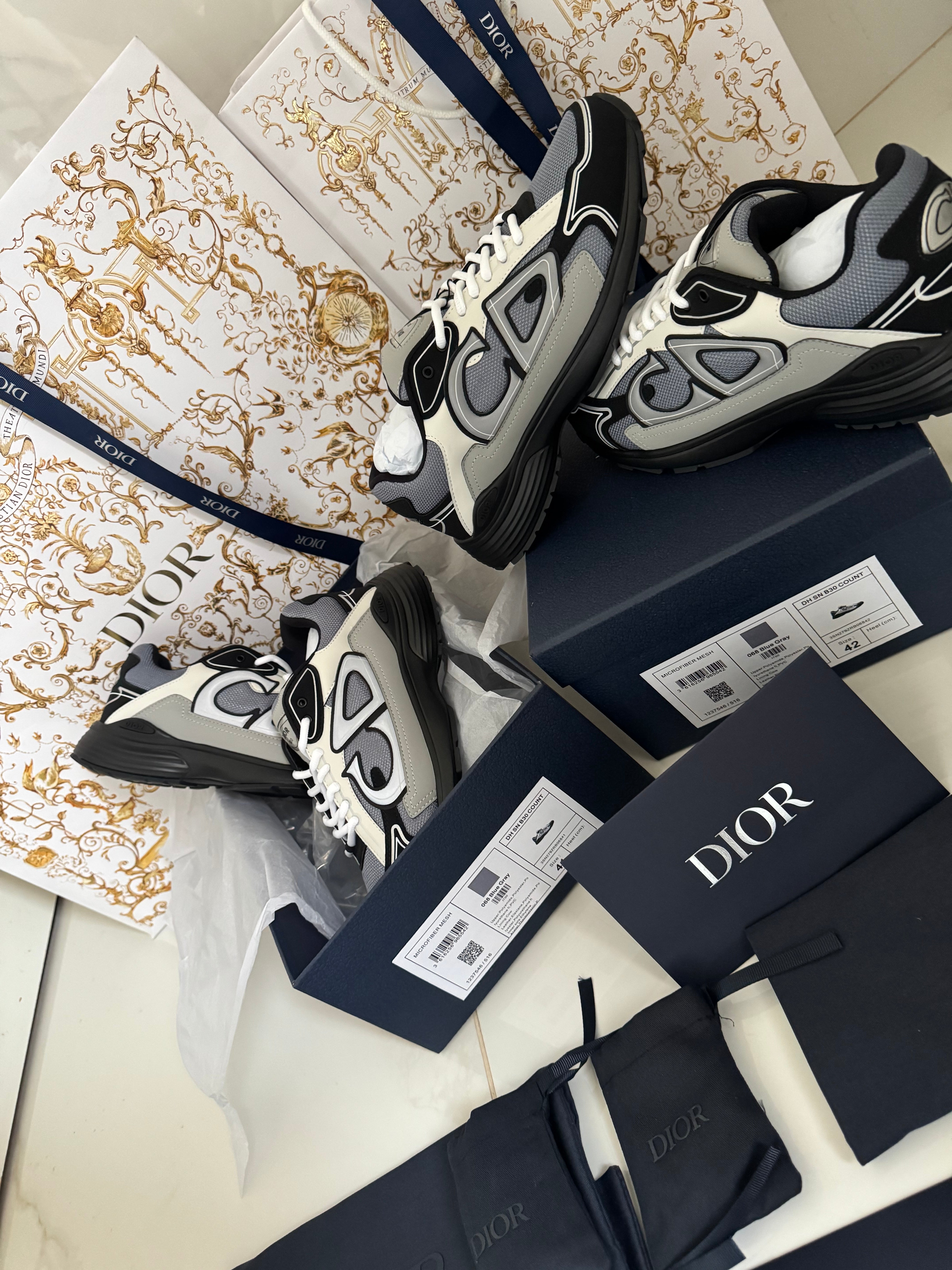 SNEAKERS B30 V3S VERSION BIEN LISSE GRIS BLANC RÉFLECTIVE RÉACTION CORRECTES   FACTURE PACKAGING COMPLET