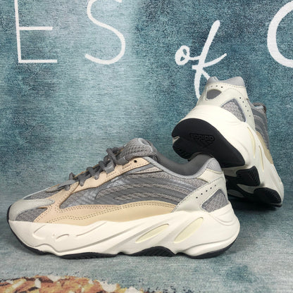 ADD Boost 700 V2 Cream Flight club Authentification ✔️ 1:1 factures
