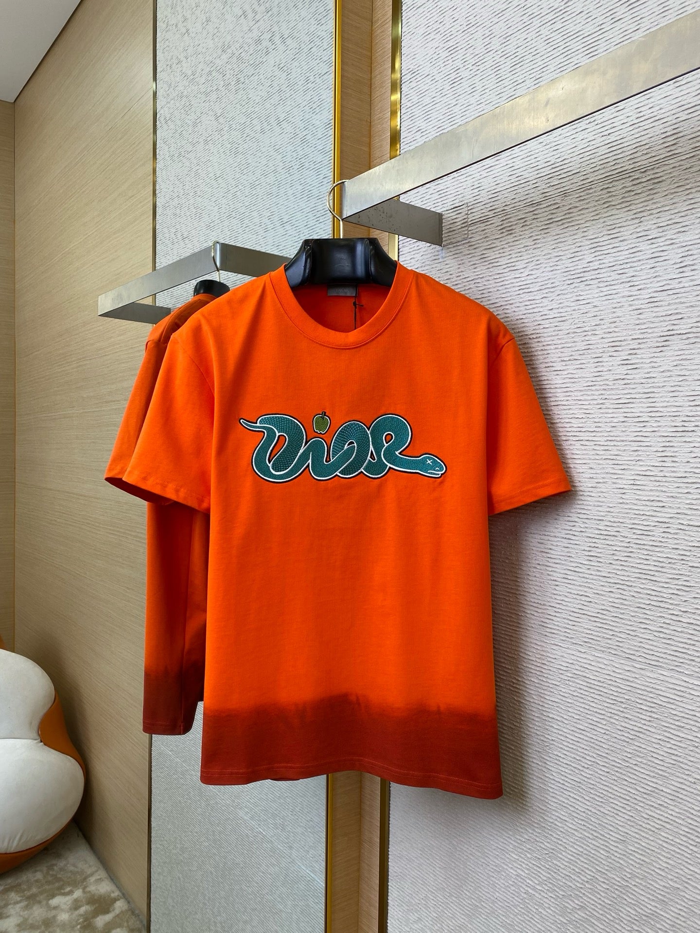T-shirt CD AND KAWS, coupe relax Jersey de coton orange et rouge