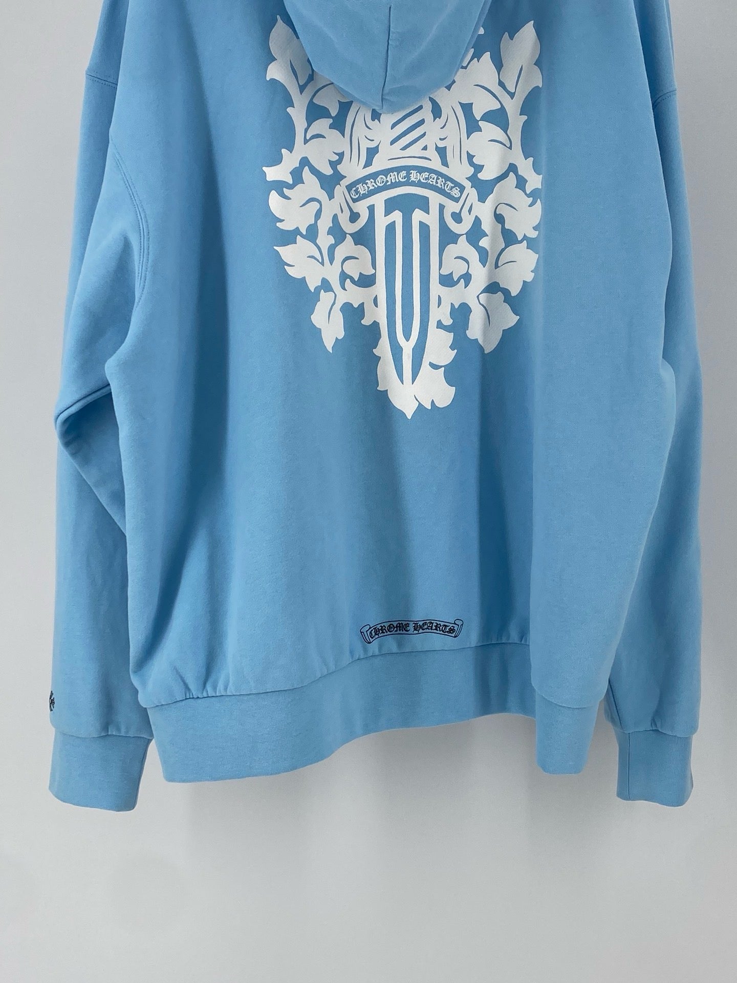 sweat Chrome Hrts blue Sky