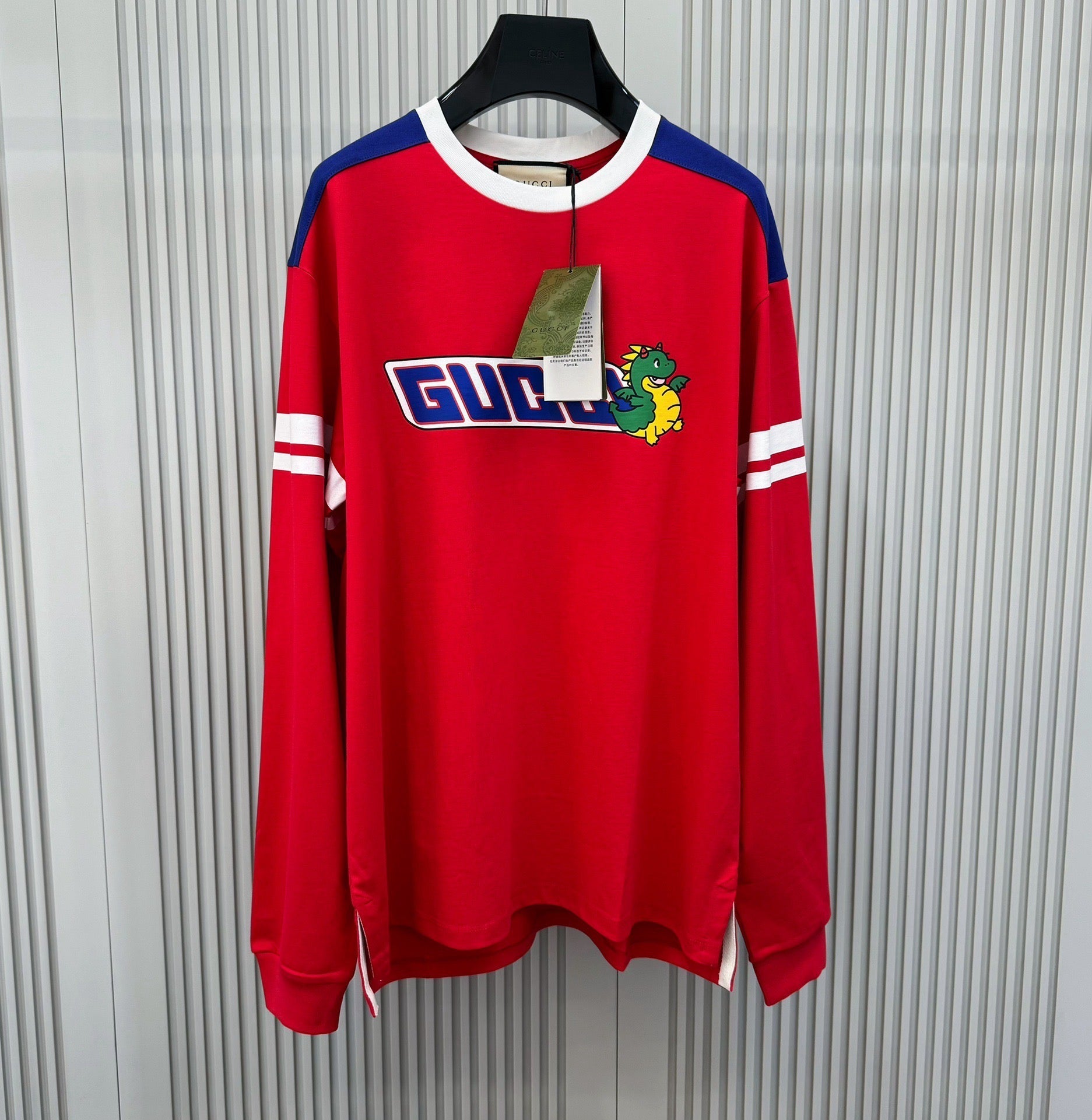 GG RED sweater