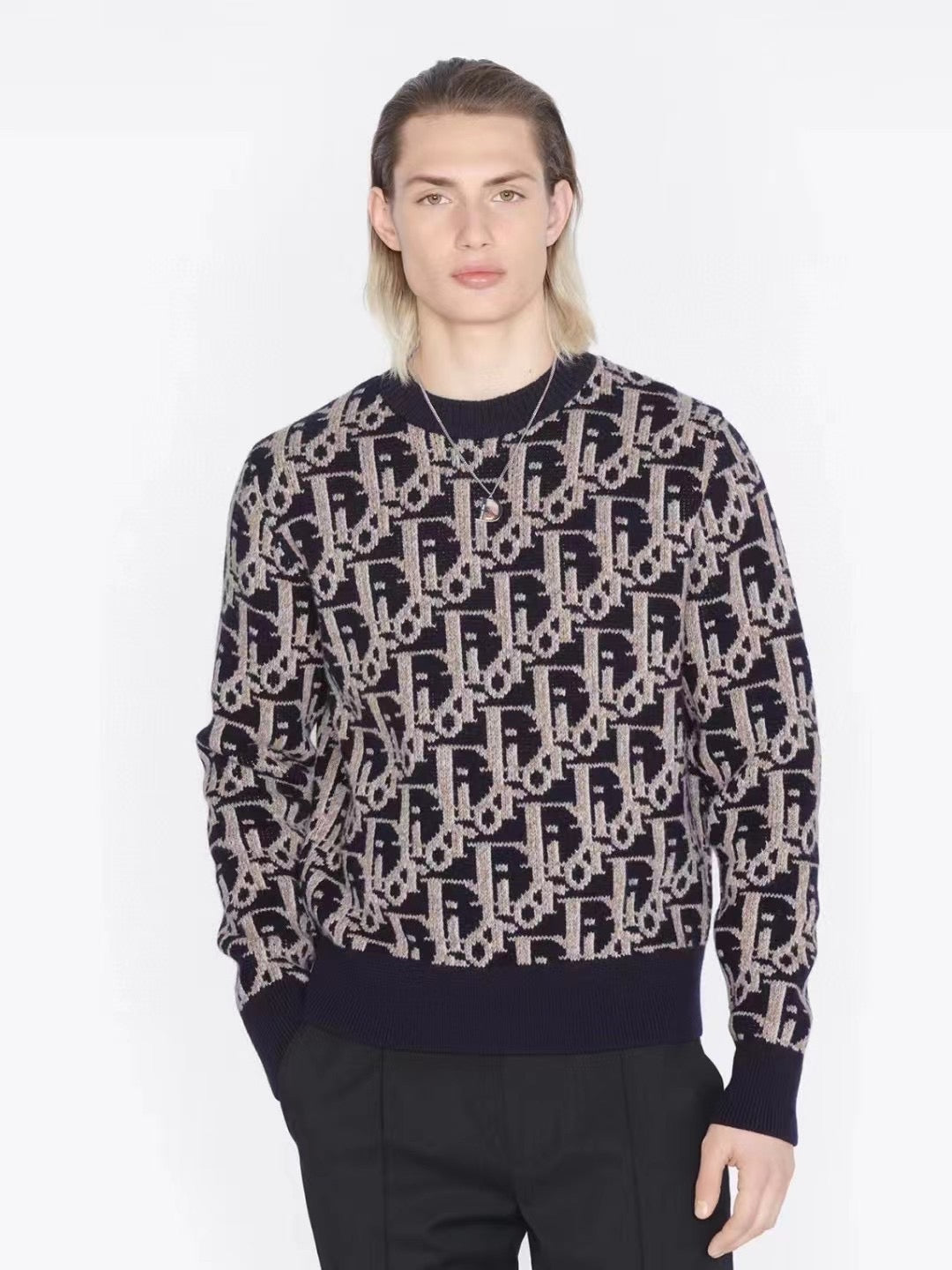 Oblique cd sweater