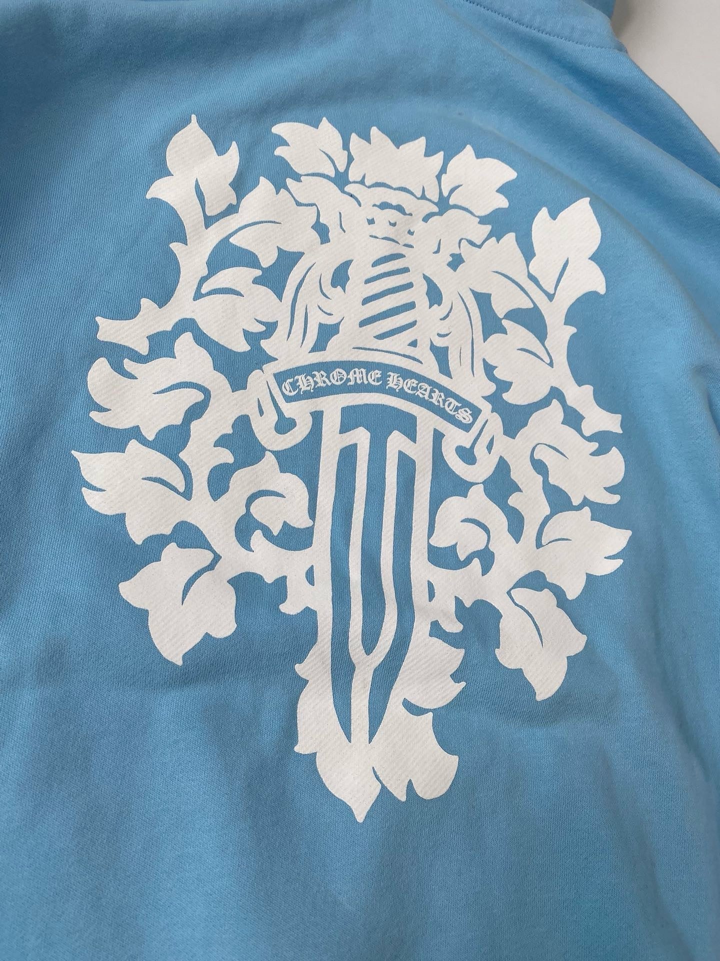 sweat Chrome Hrts blue Sky