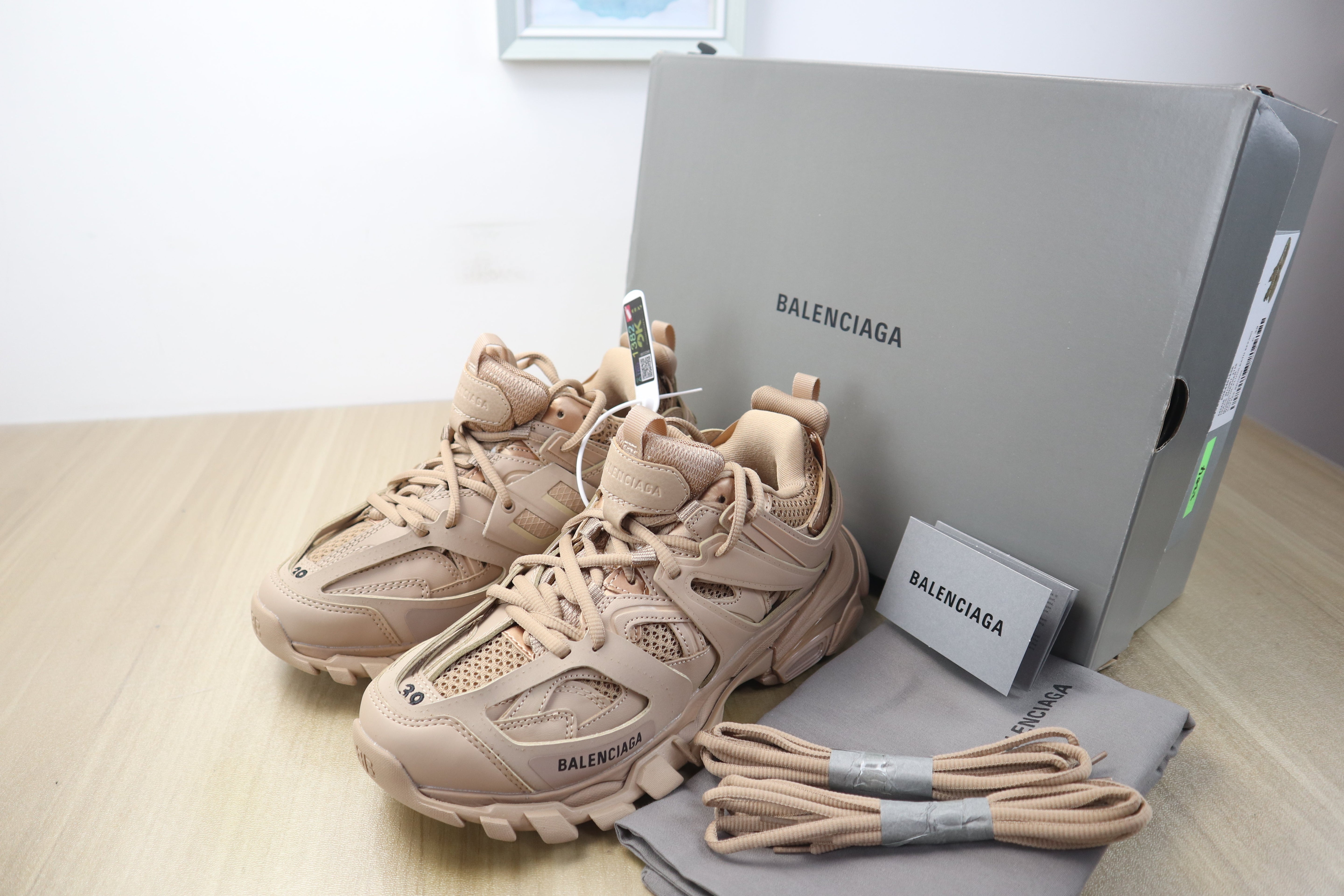 Blncg track beige facture