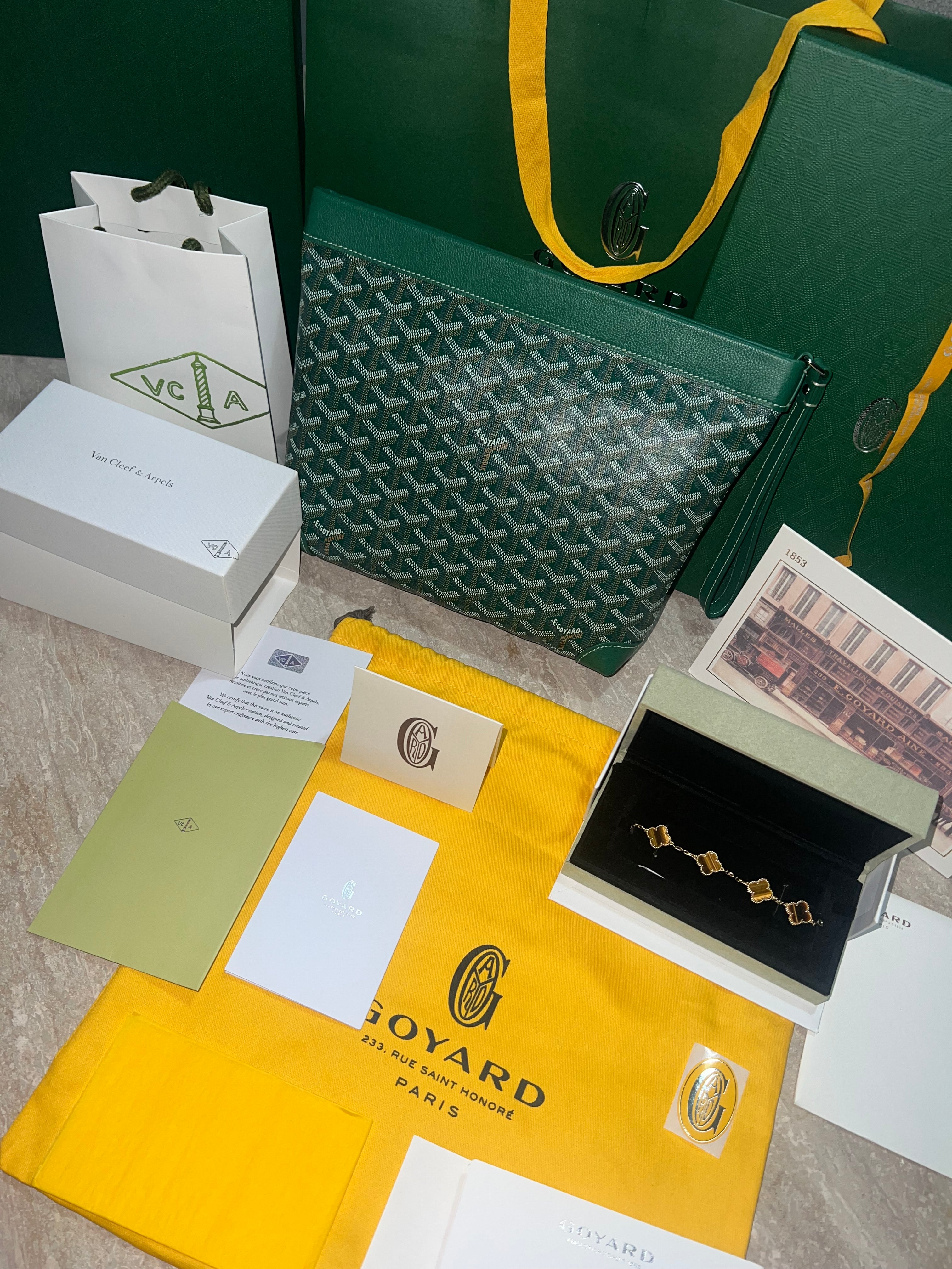 Conti green invoice pouch