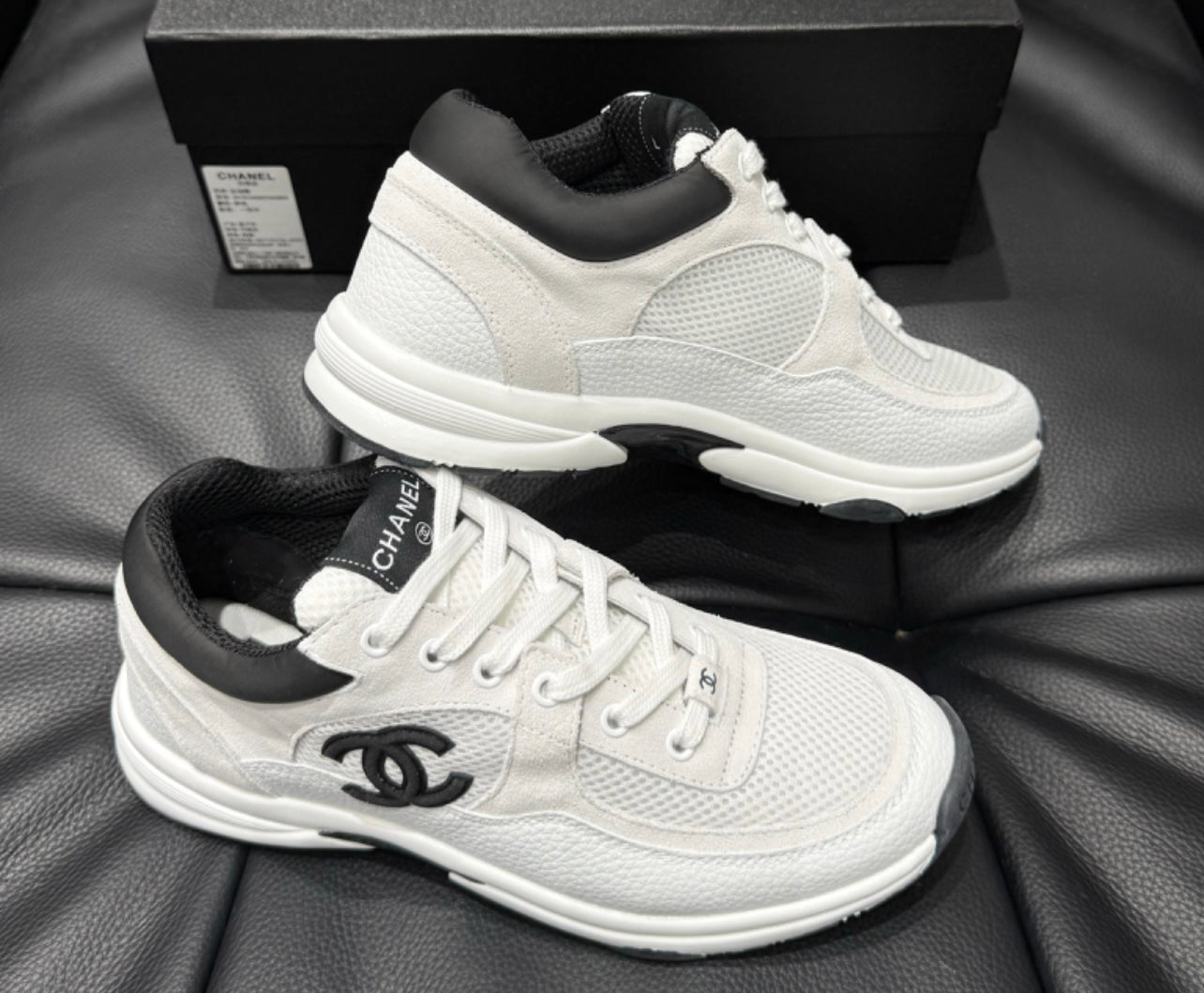 Sneakers Chanl ( EXCLU ) packaging complet facture