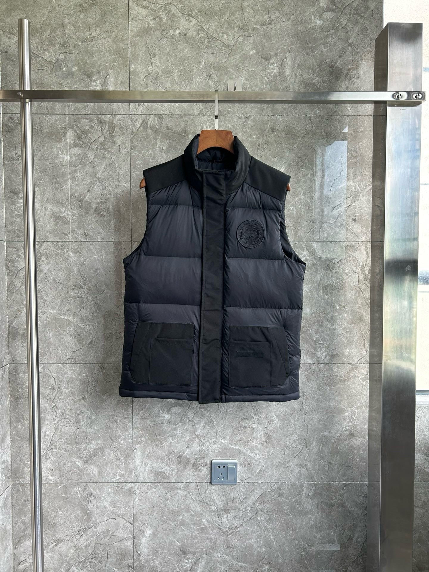 CANADA G Veste Freestyle noire rembourrée en duvet