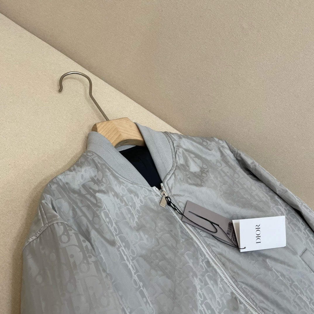Bomber CD oblique technique grey 2023