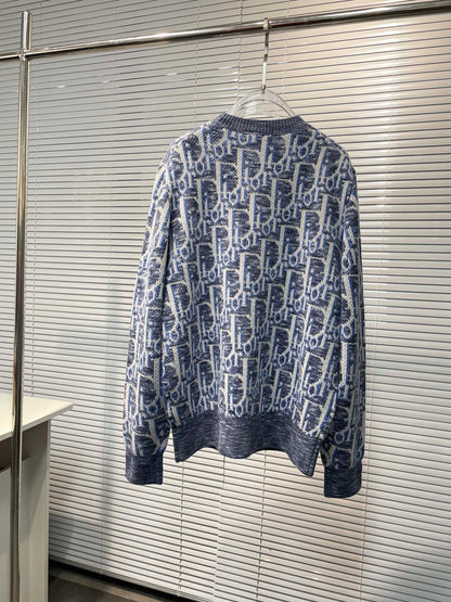 Oblique cd sweater