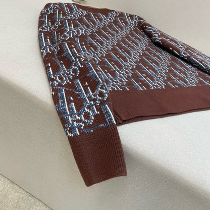Oblique cd sweater