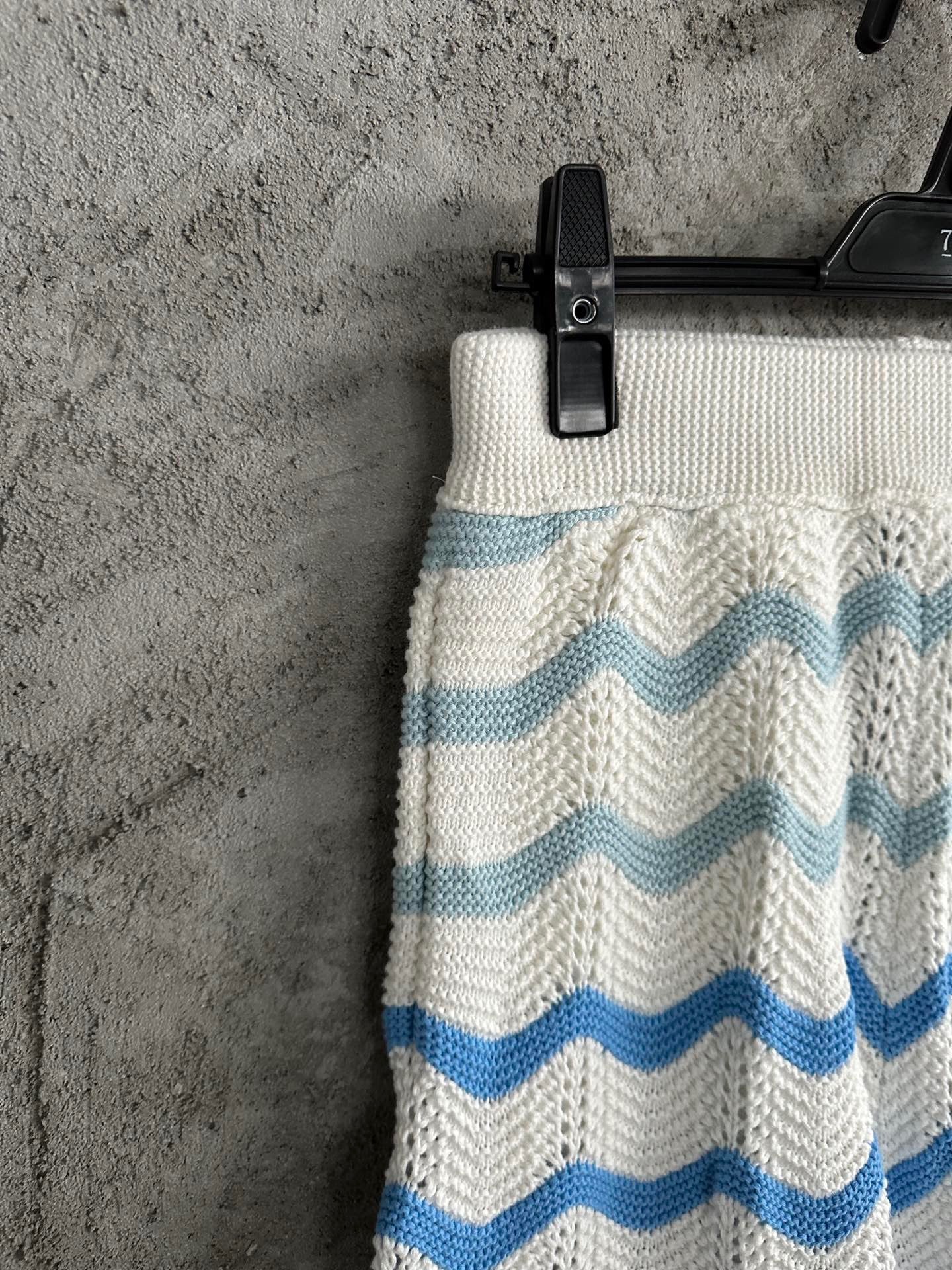 Wavy Gradient Crochet Shorts