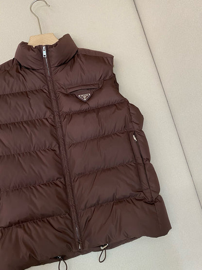 Veste en re-nylon Prda Bordeaux  10/10