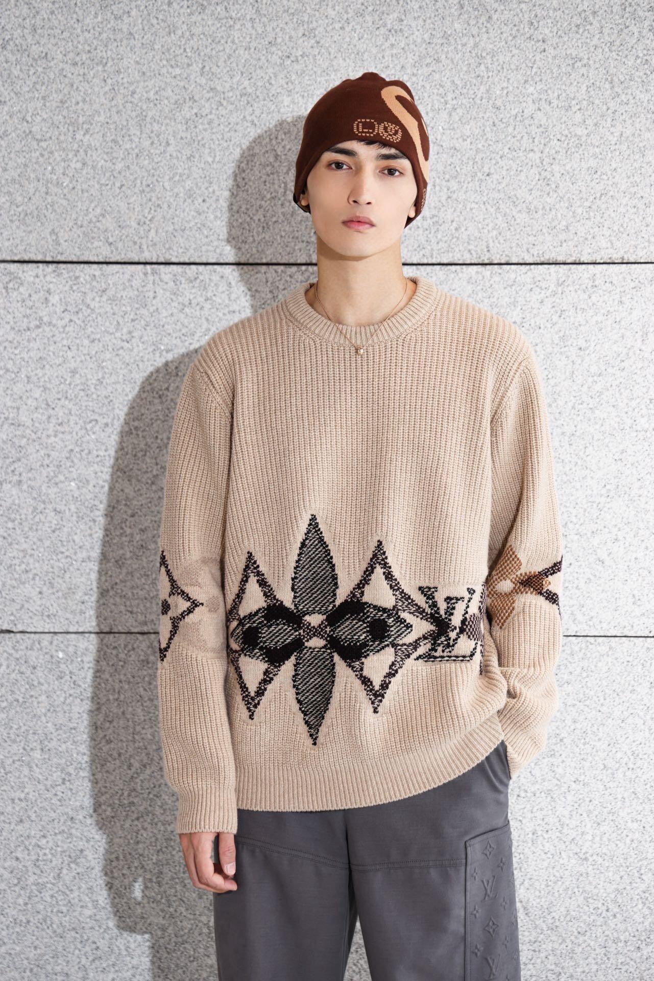 Pull Lv col rond en maille graphique 10/10