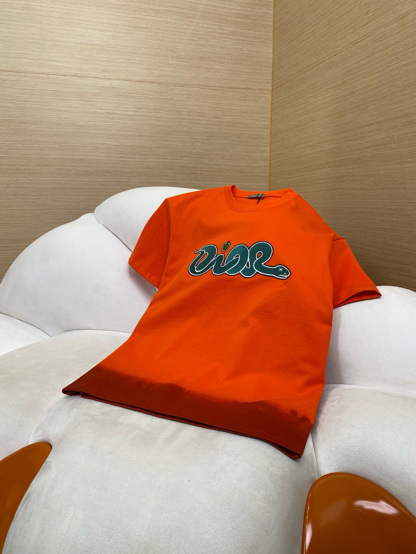 T-shirt CD AND KAWS, coupe relax Jersey de coton orange et rouge