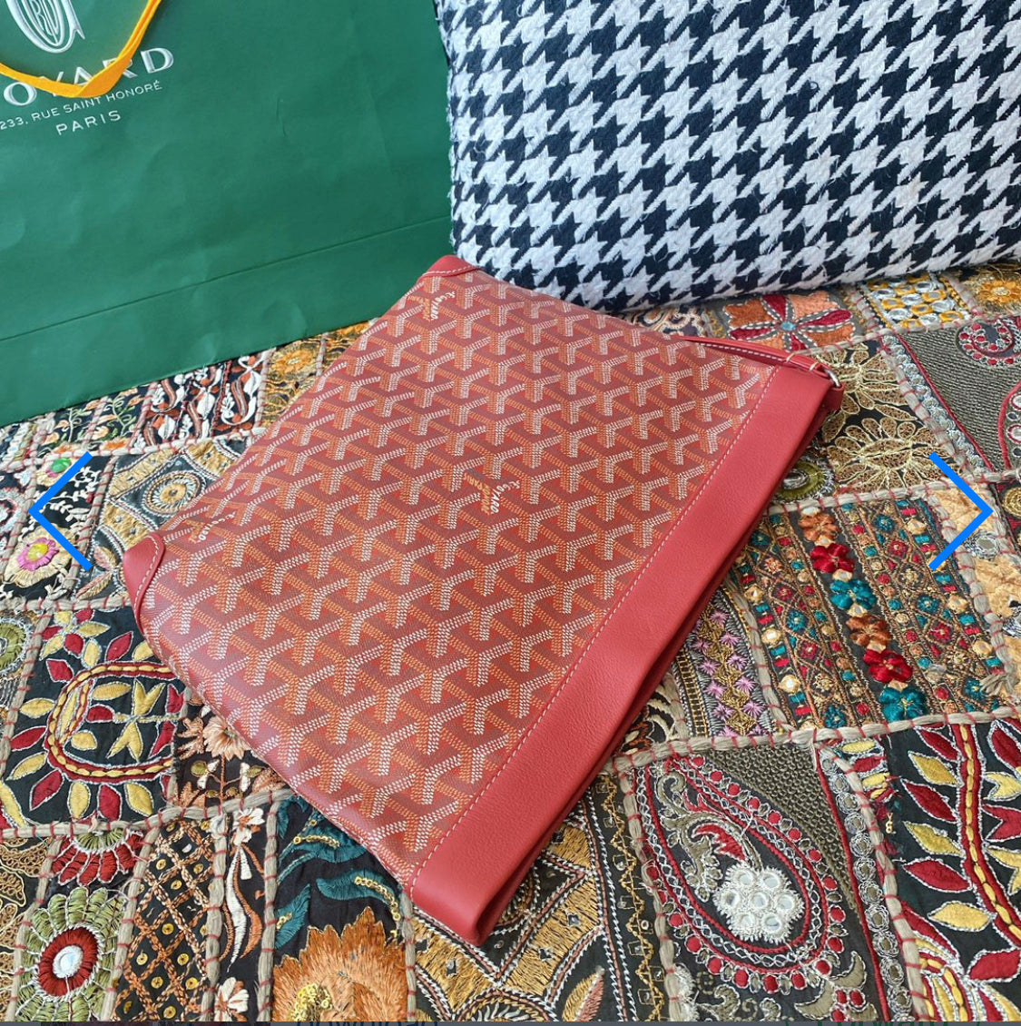 Conti red bill pouch