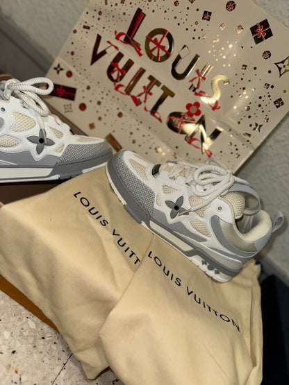 Sneakers  Lv Skate grey 10/10 facture