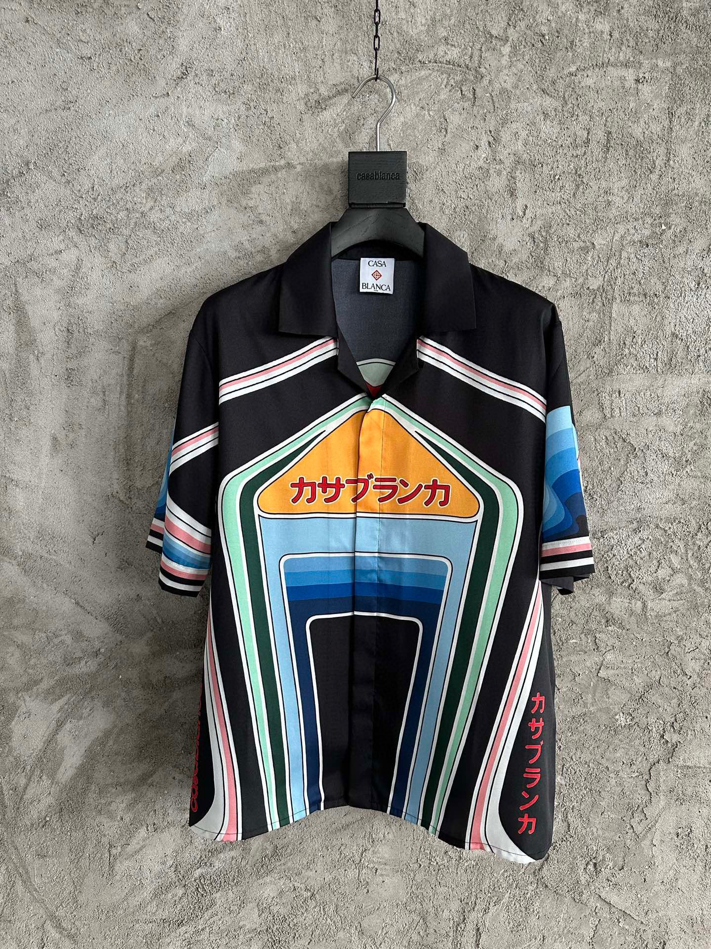 CASAB ENSEMBLE GRAPHIC MOUNTAIN SHORT SLEEVE SILK SHIRT