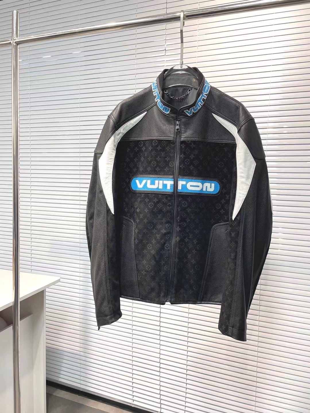 Veste Lv FULL CUIR LEATHER VRAI LEATHER BLACK