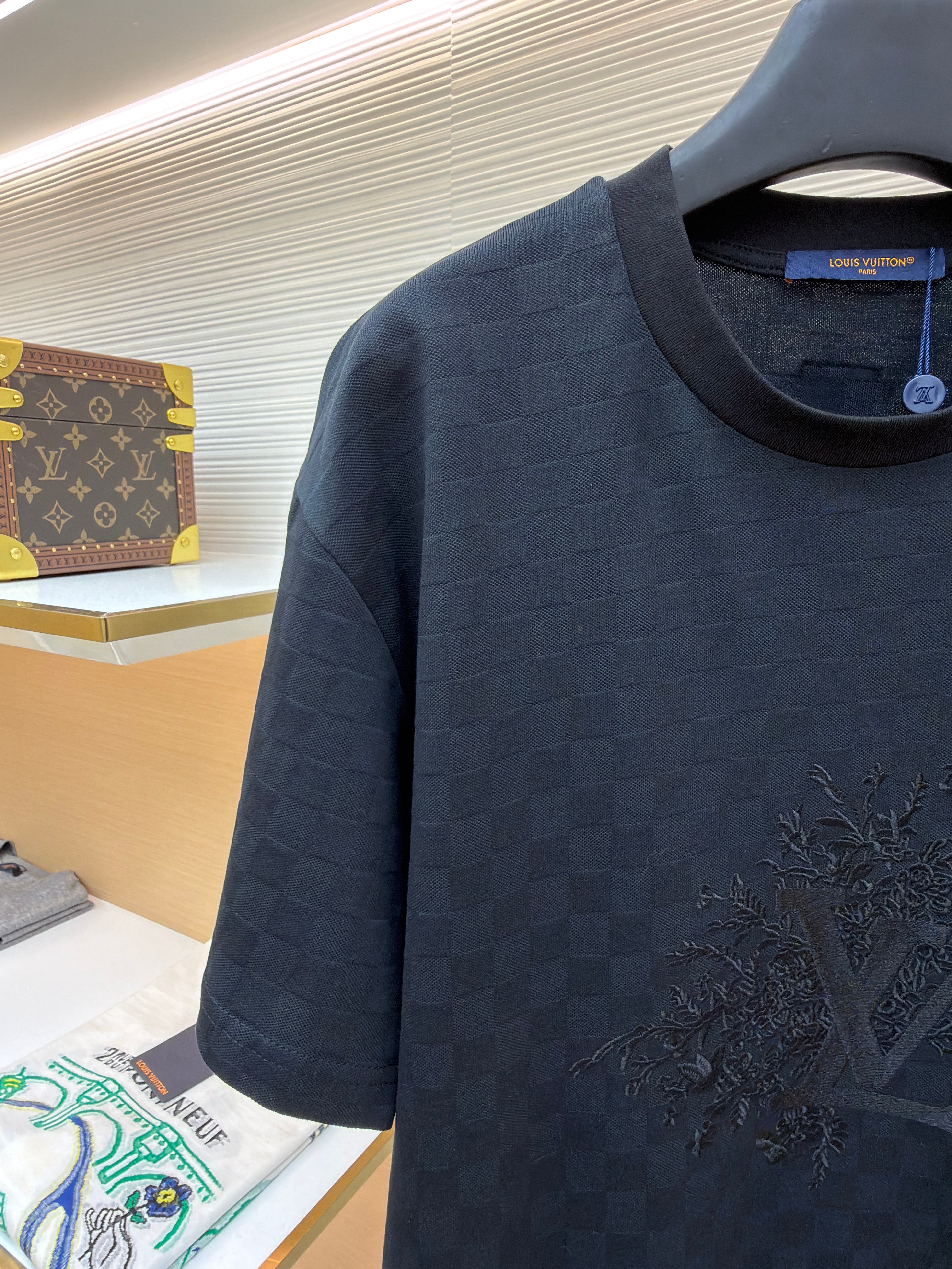 T shirt lv Teck 2026 10/10