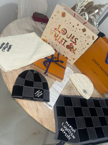 Écharpe LV Maison déposée 10/10 🚚⚡️📦