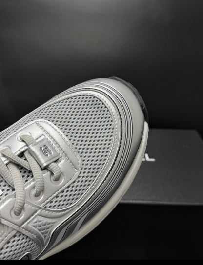 Sneakers Chanl ( EXCLU ) packaging complet facture