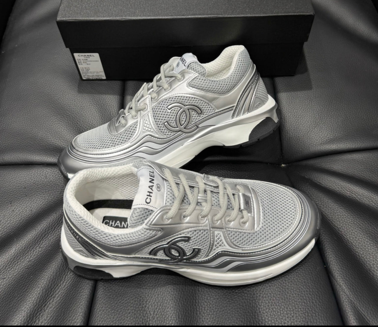 Sneakers Chanl ( EXCLU ) packaging complet facture