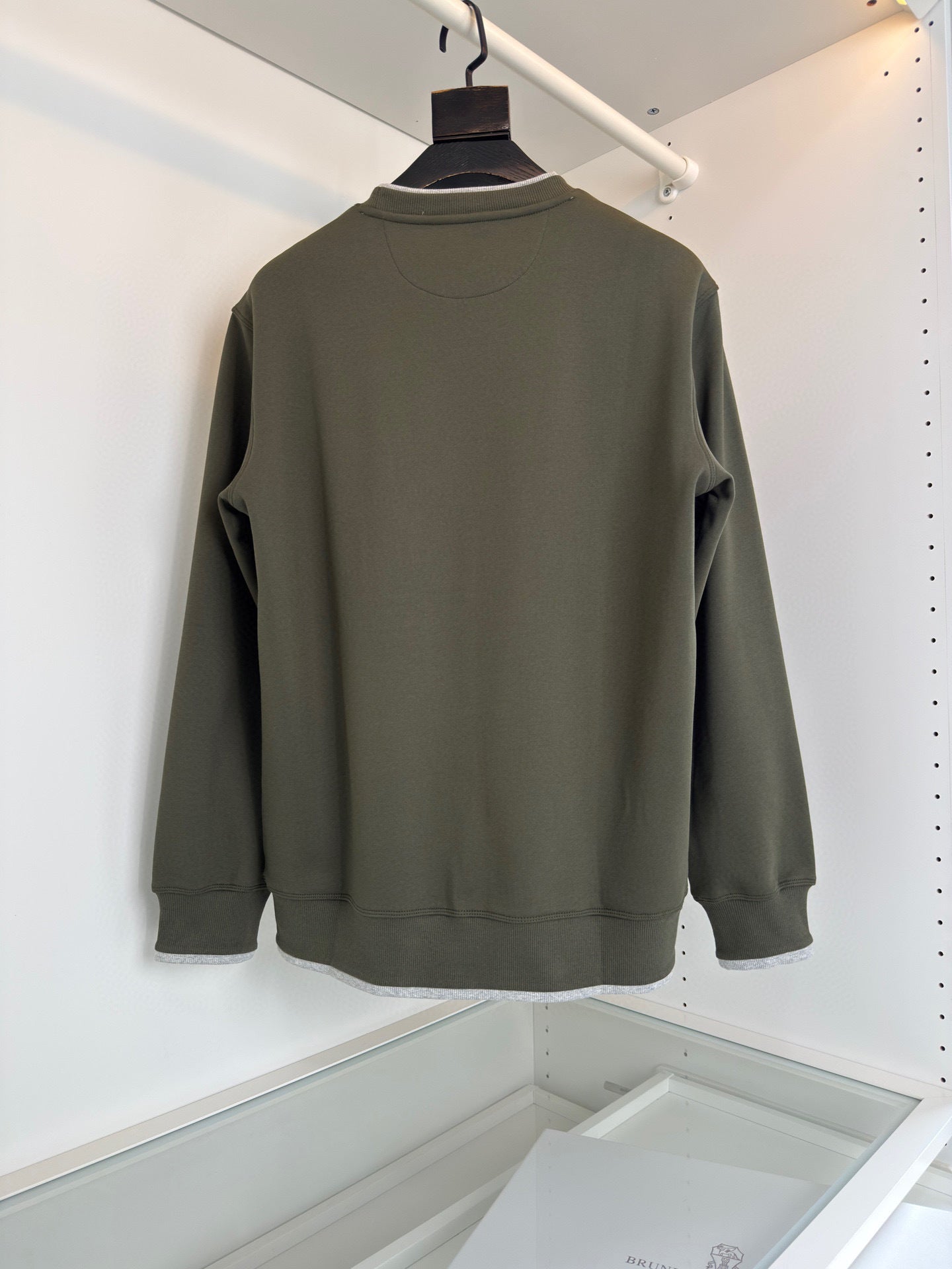 Pull Brunello