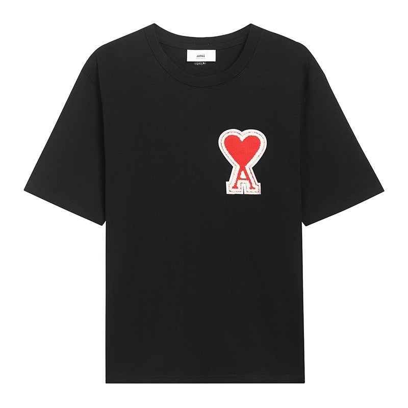 T-shirt noir à logo ami de cœur rouge