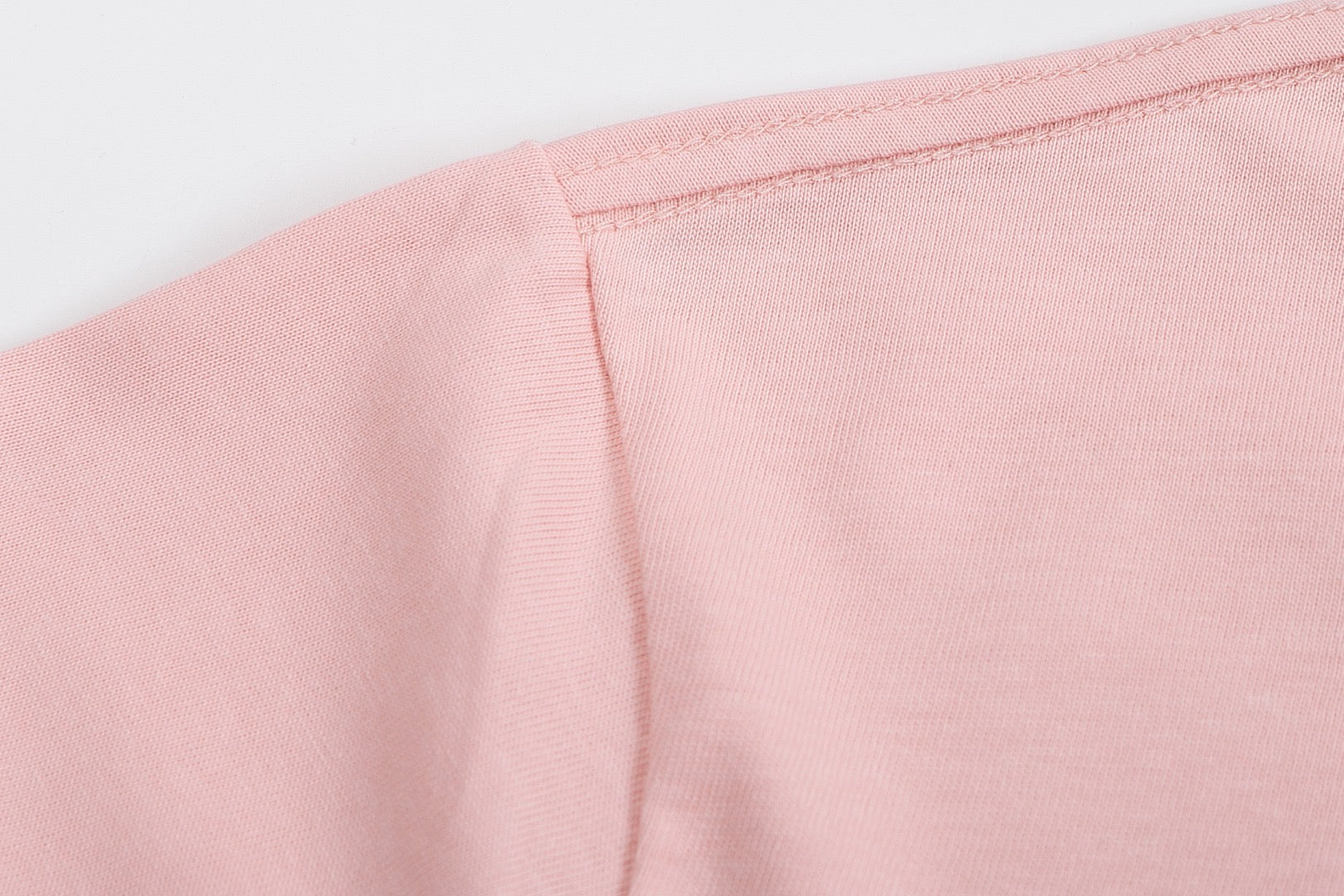 T-shirt rose à logo ami de cœur rose