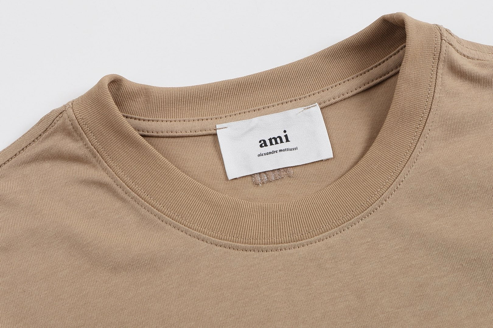 T-shirt marron à logo ami de cœur marron