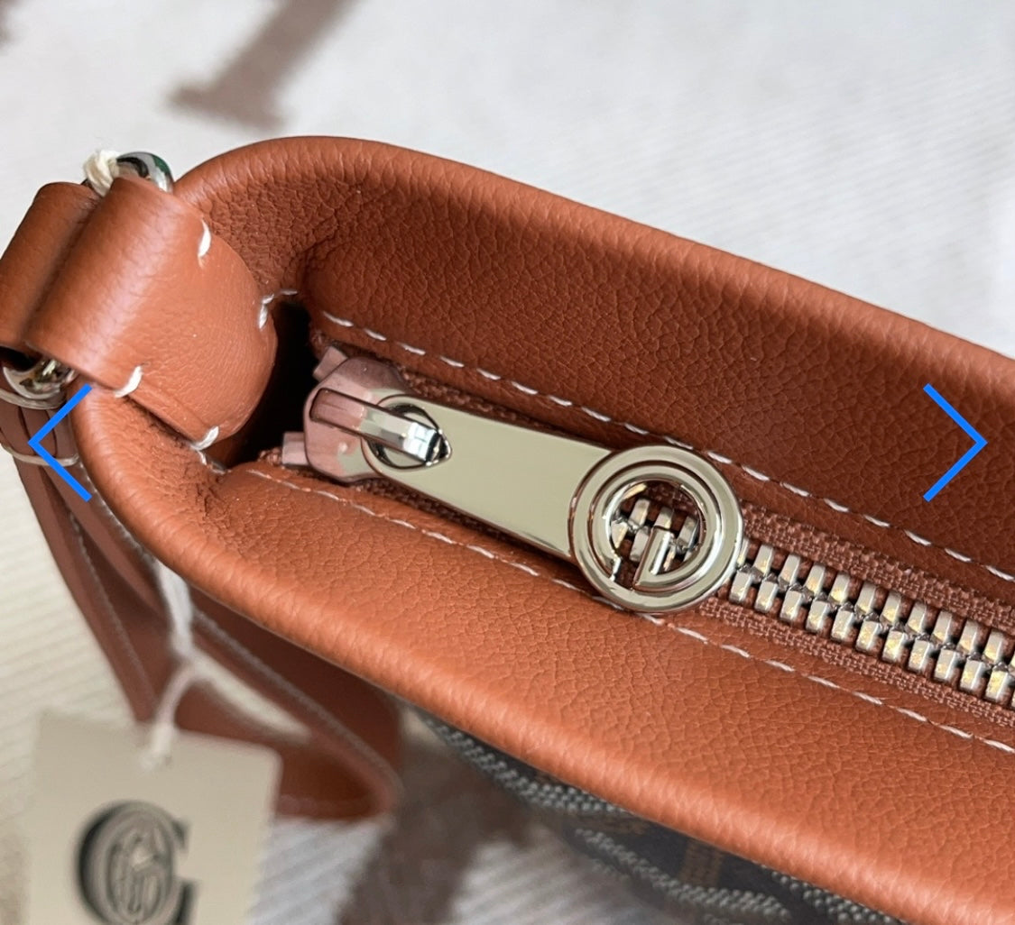 Pochette conti  brown facture