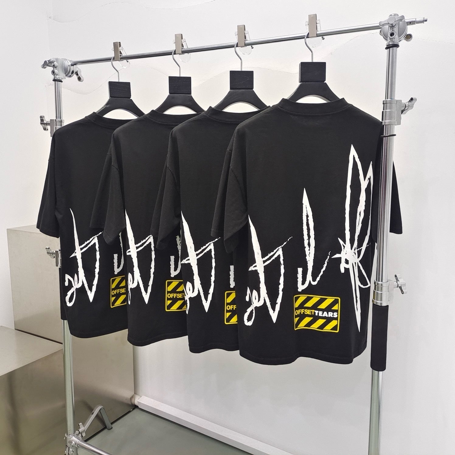 Off sert T shirt