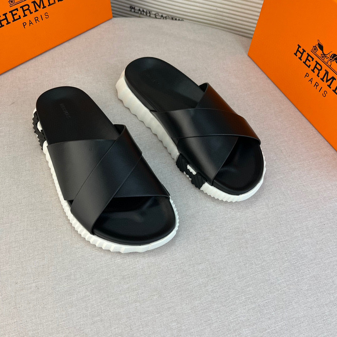 Hrms Infra Sandal In Nappa Leather Noir