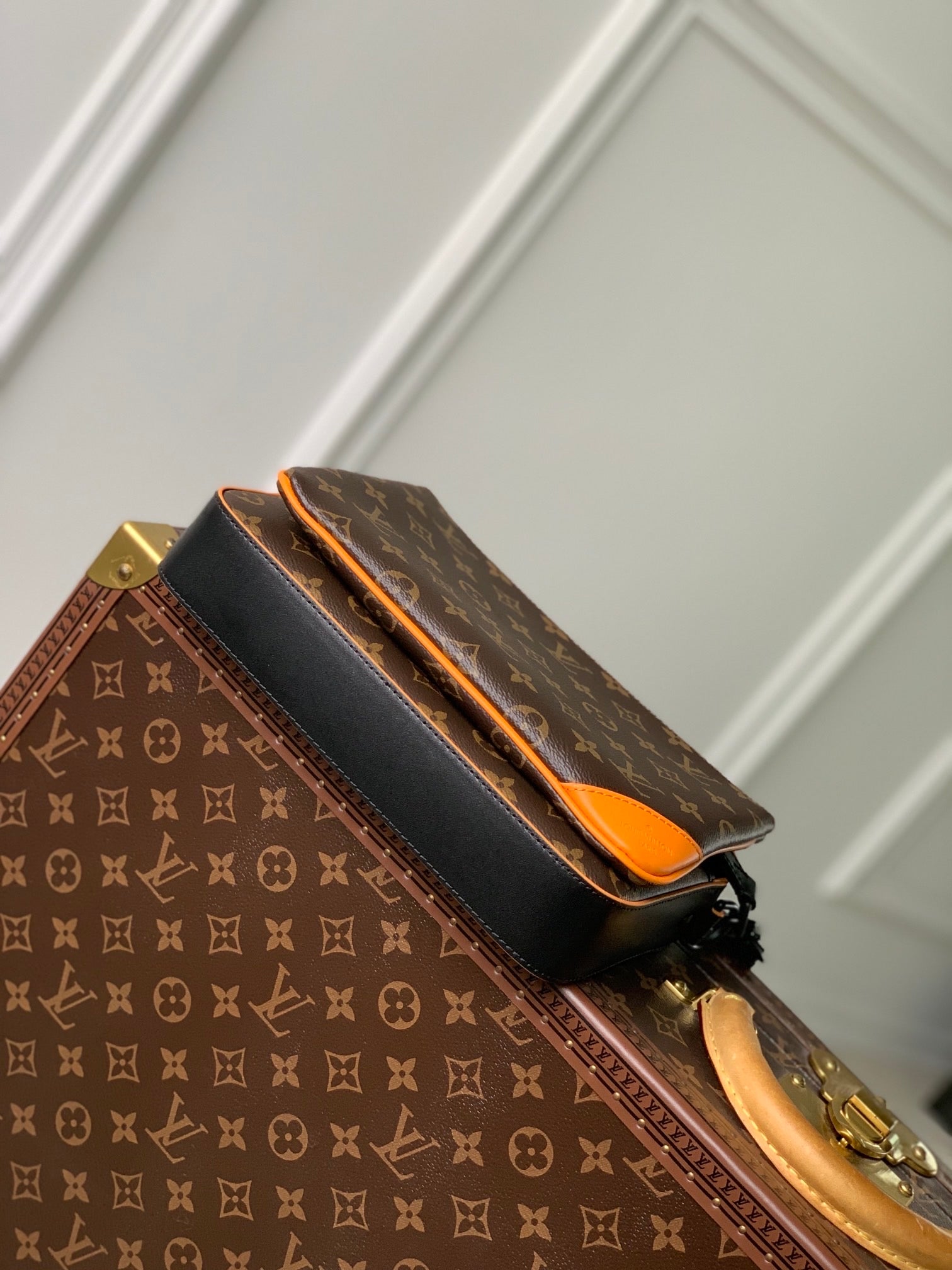 Sac Trio Messenger  brown 10/10 facture