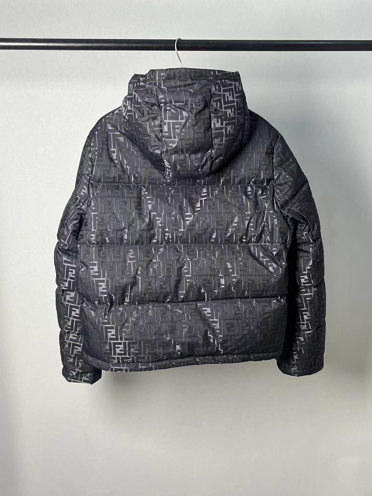 Doudoune en tissu technique black  FF