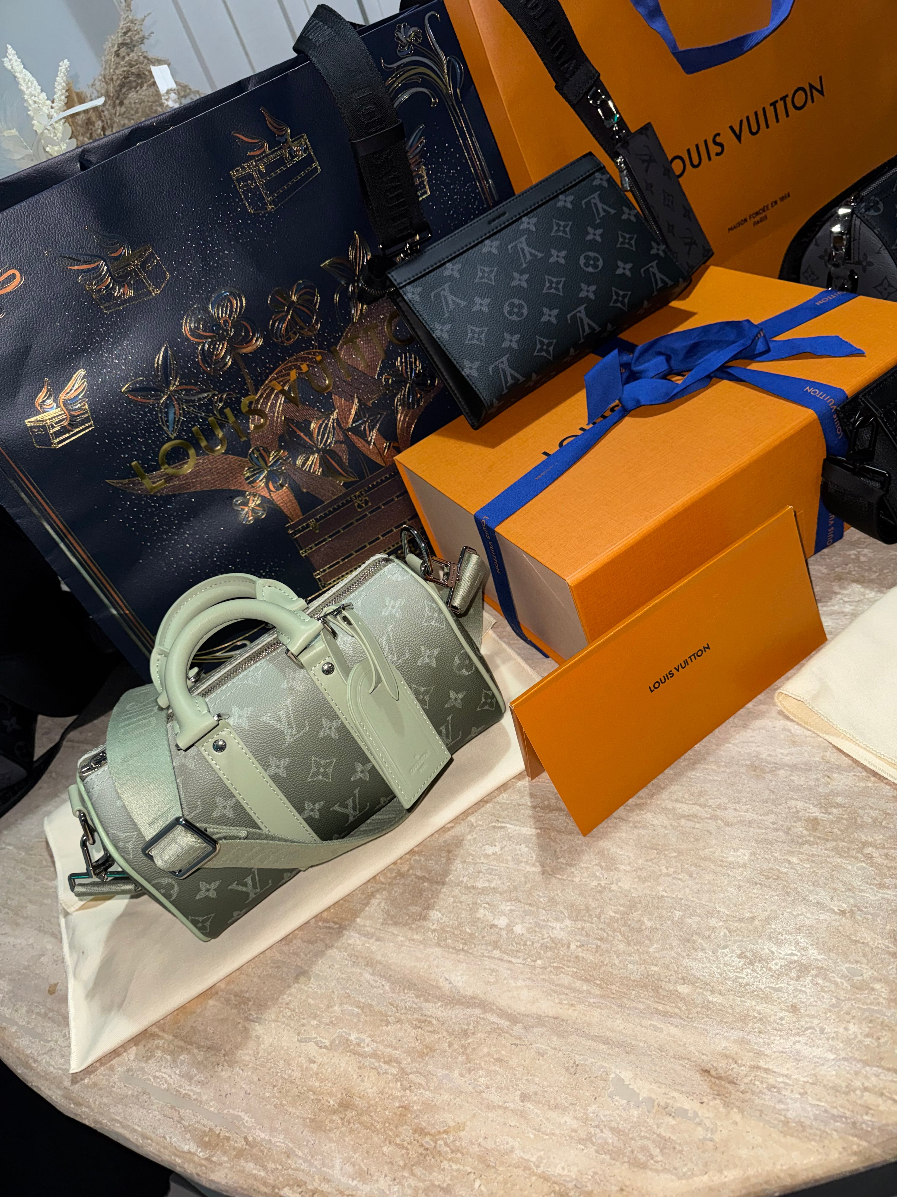 Sac keepall Grey vert 25 facture 10/10 📦🚚⚡️